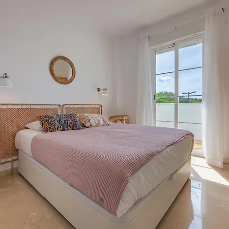 Sunny Hill Apartment
